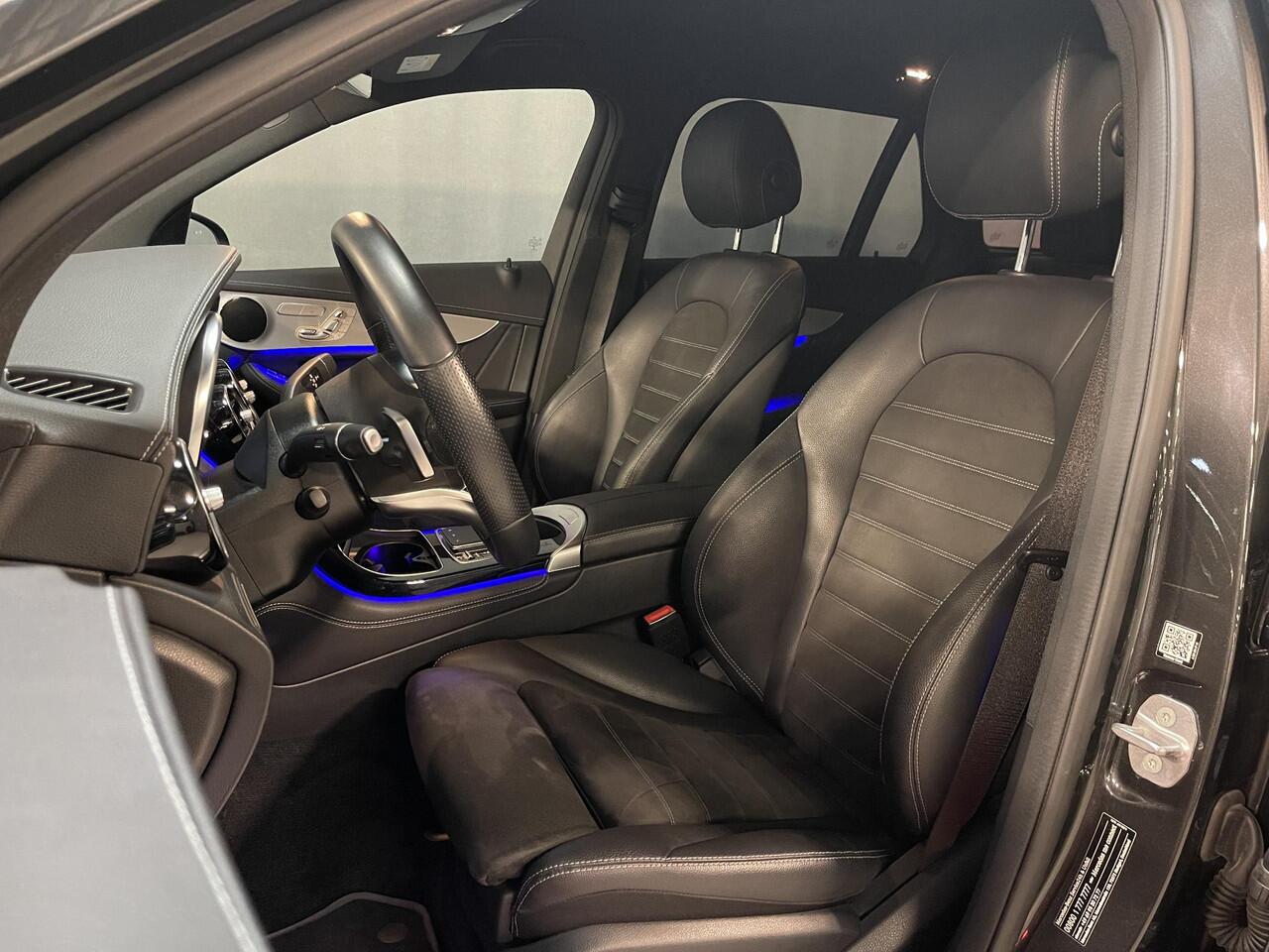 Mercedes-Benz GLC-KLASSE 300e 4MATIC AMG Line 19"/Matrix LED/Memory l+r/Trekhaak/Adaptieve cruise/Dodehoek/Sfeerverlichting/Apple Carplay & Android Auto/Stoelverwarming/Elektrische klep