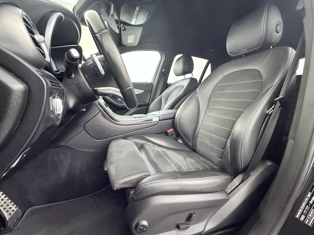 Mercedes-Benz GLC-KLASSE 200 AMG Styling Trekhaak Multibeam Led MBUX Carplay ACC 360 Camera Sfeerverlichting