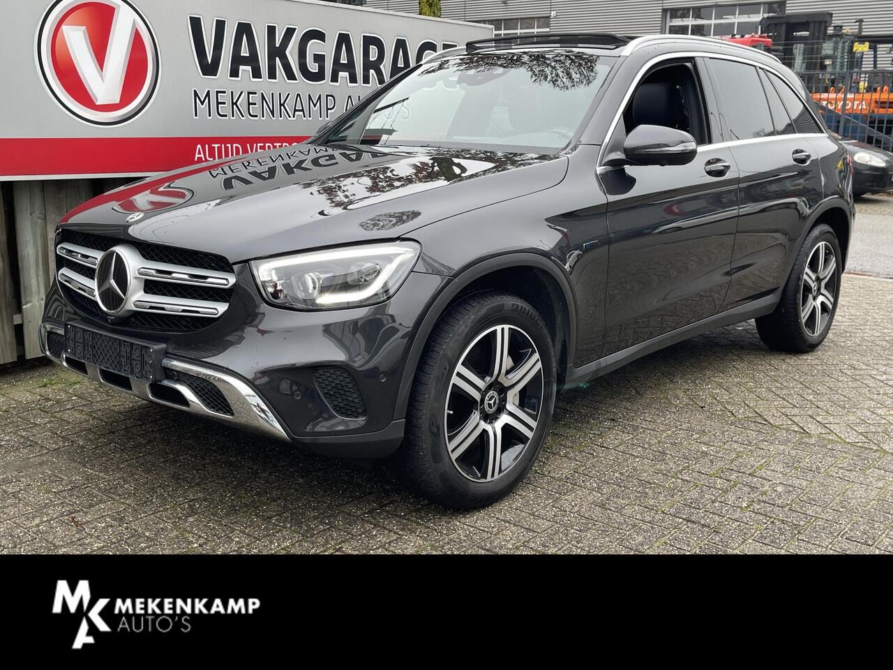 Mercedes-Benz GLC-KLASSE 300e 4MATIC 19"/Leder + massage + memory/Panoramadak/Dodehoek/Adaptieve cruise/Burmester/Matrix LED/Apple Carplay & Android Auto/Stoelverwarming/Elektrische klep