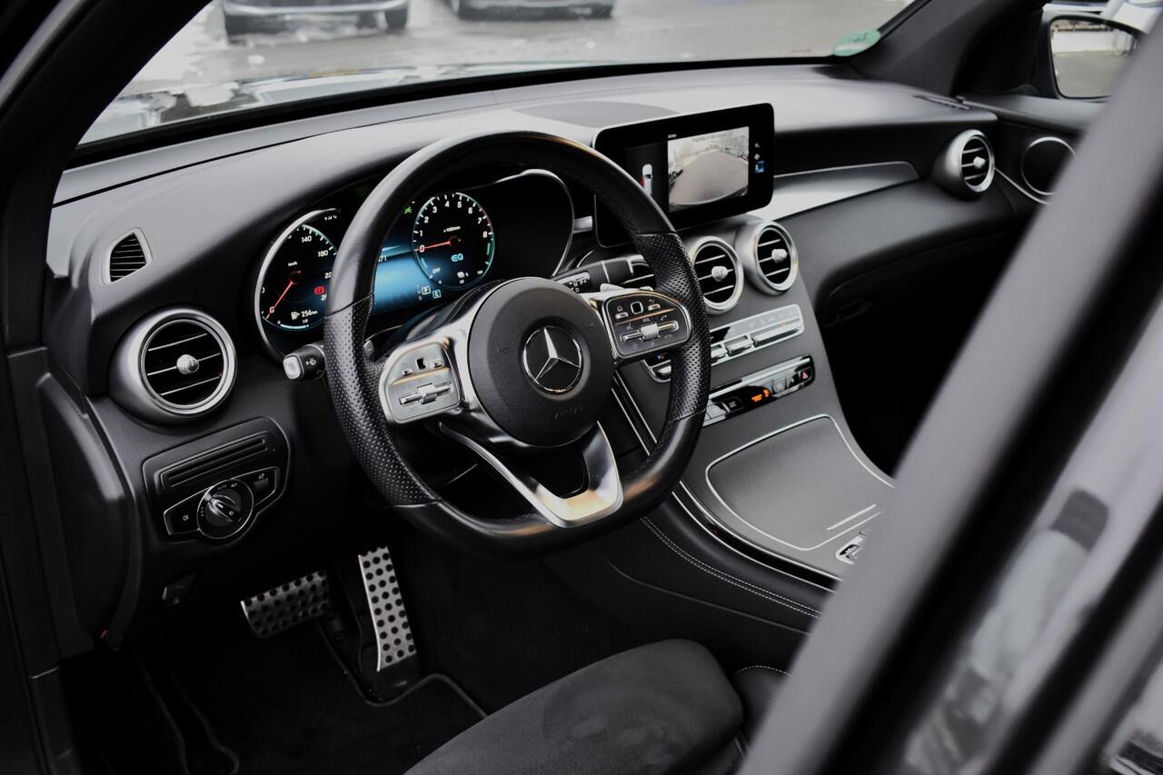 Mercedes-Benz GLC-KLASSE 300e 4MATIC AMG Memory-Camera-carplay