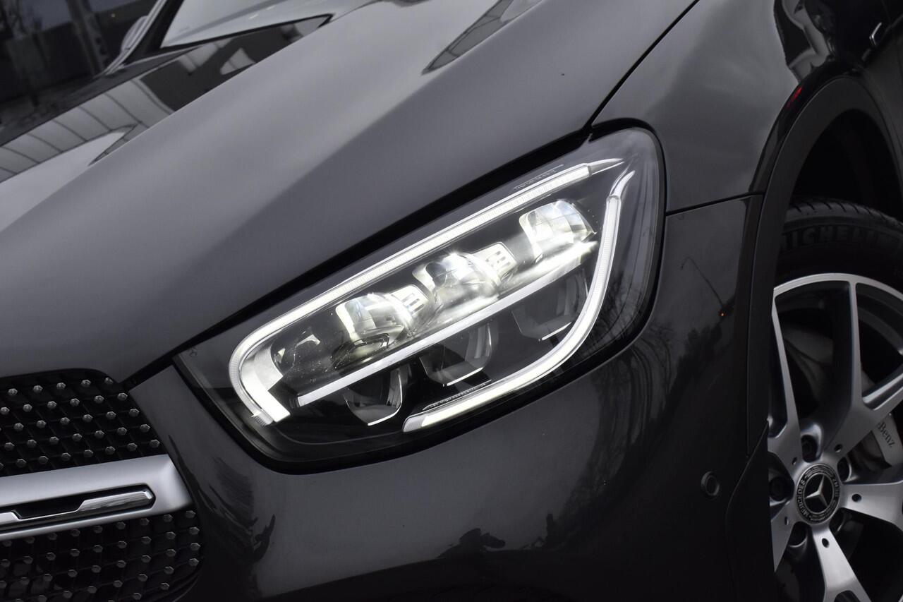 Mercedes-Benz GLC-KLASSE 300e 4MATIC AMG Memory-Camera-carplay