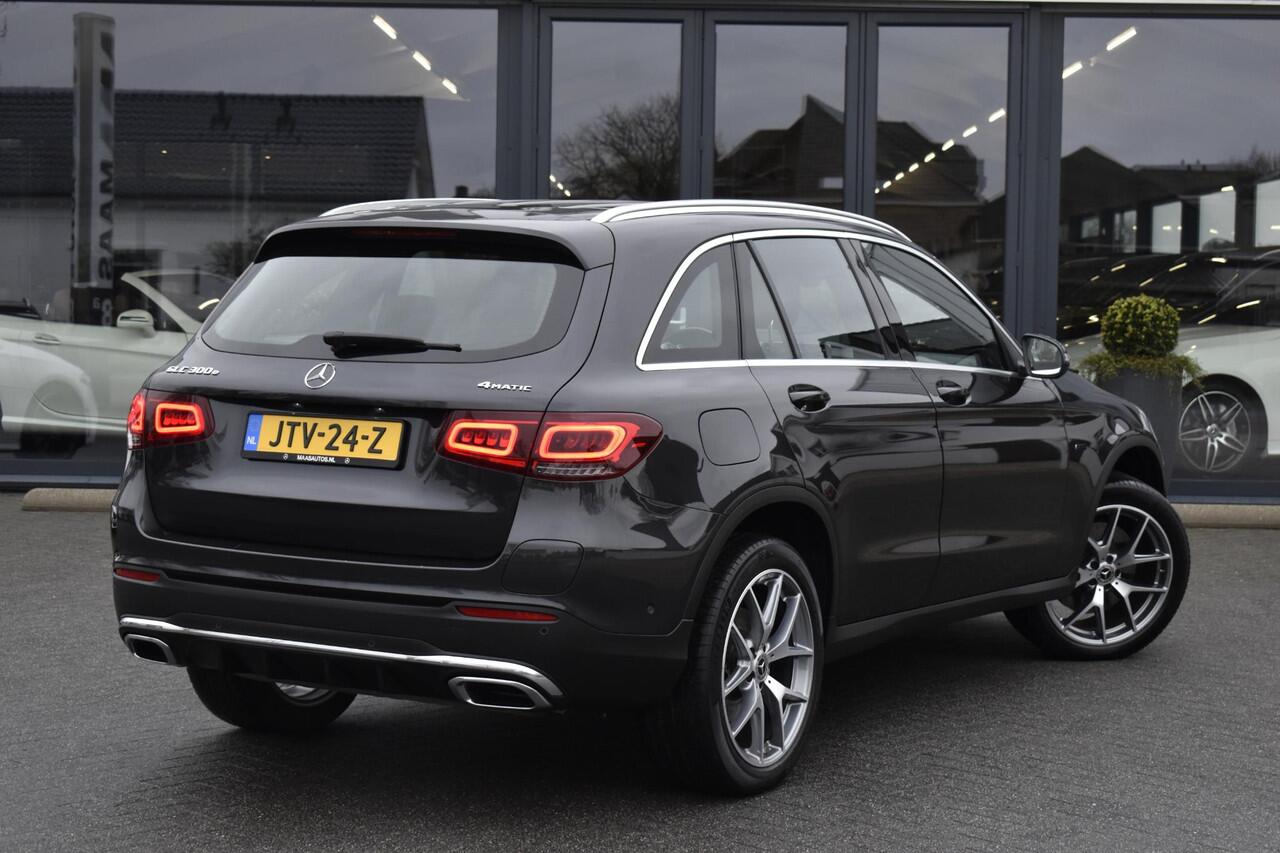 Mercedes-Benz GLC-KLASSE 300e 4MATIC AMG Memory-Camera-carplay