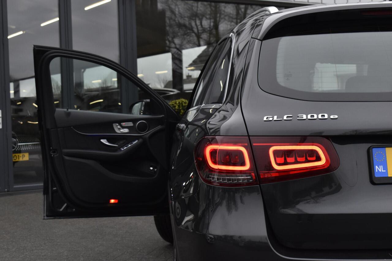 Mercedes-Benz GLC-KLASSE 300e 4MATIC AMG Memory-Camera-carplay