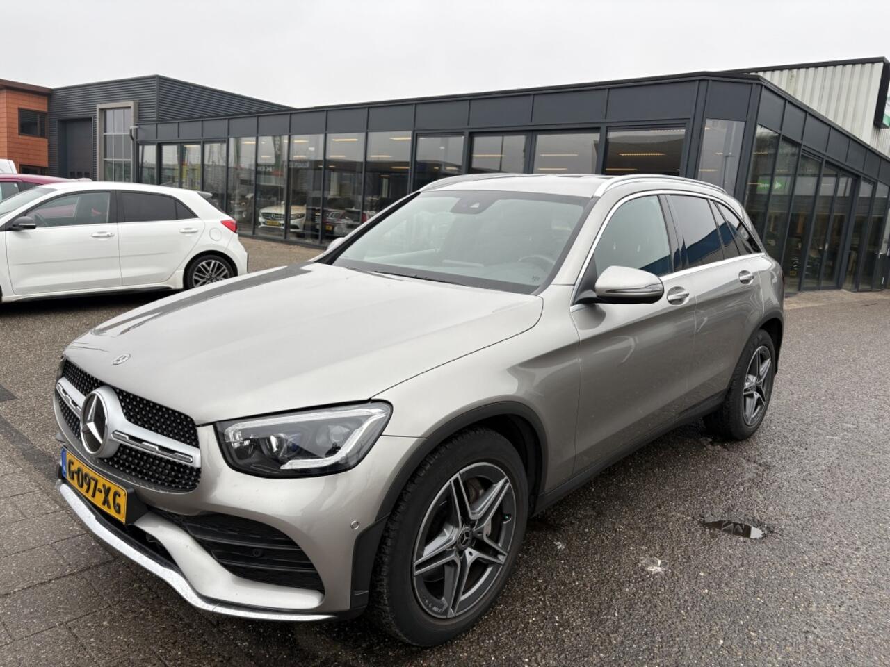 Mercedes-Benz GLC-KLASSE 200 Premium AMG-line