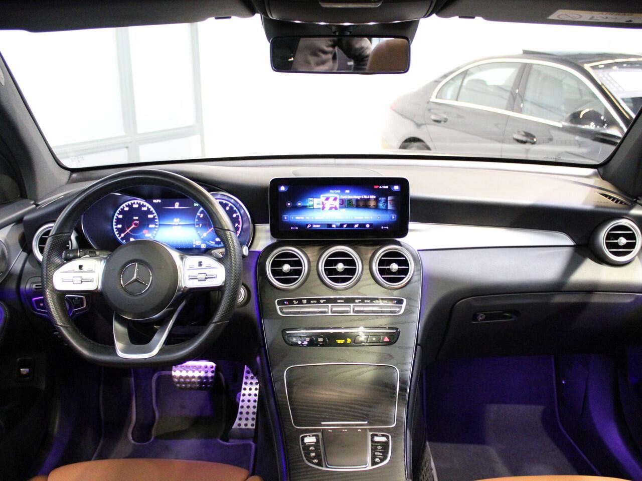 Mercedes-Benz GLC-KLASSE 200 Premium Plus Panorama dak