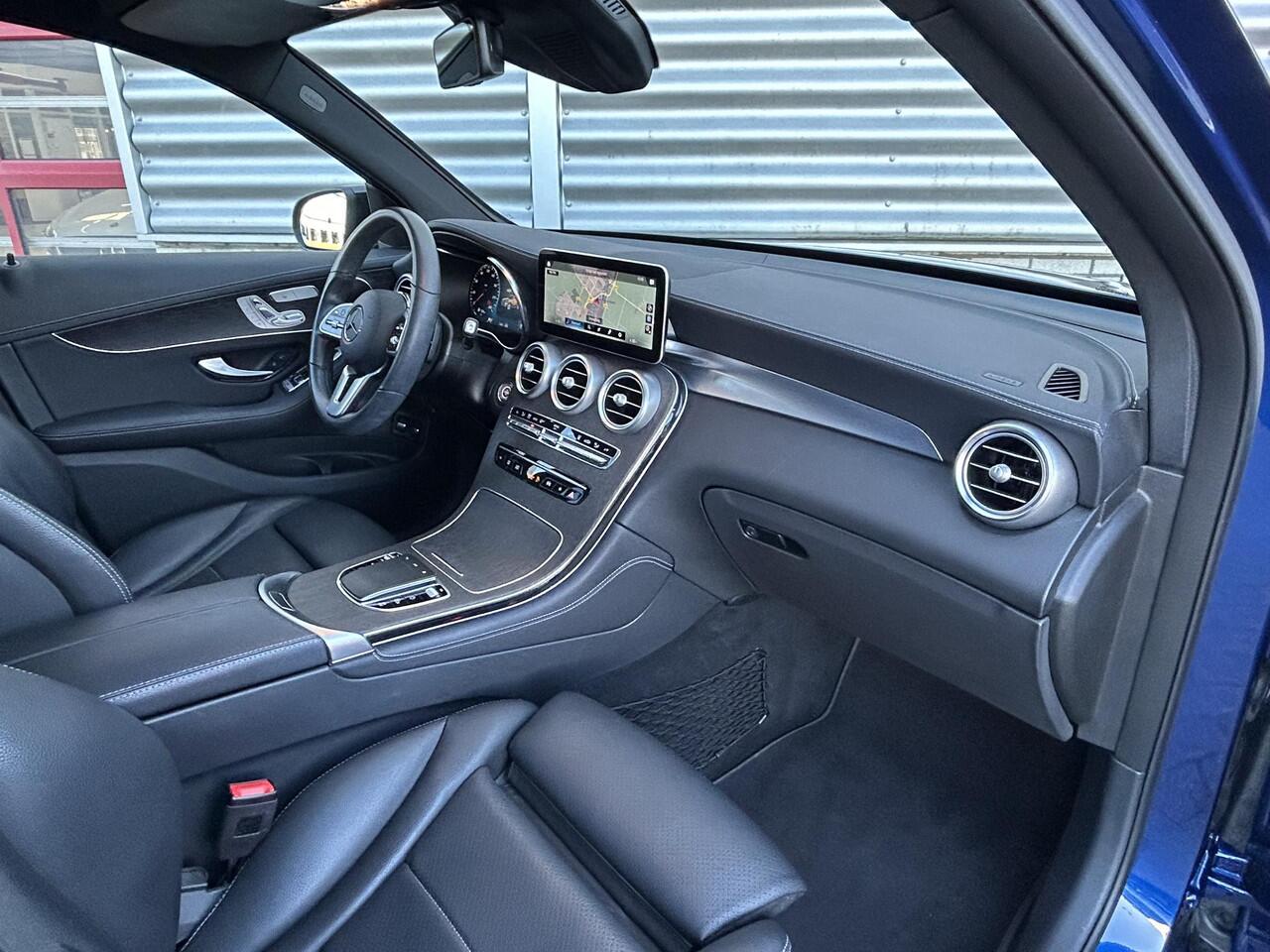 Mercedes-Benz GLC-KLASSE 300e 4MATIC Airmatic | Panoramadak | Trekhaak