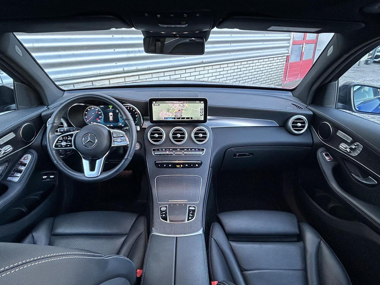 Mercedes-Benz GLC-KLASSE 300e 4MATIC Airmatic | Panoramadak | Trekhaak