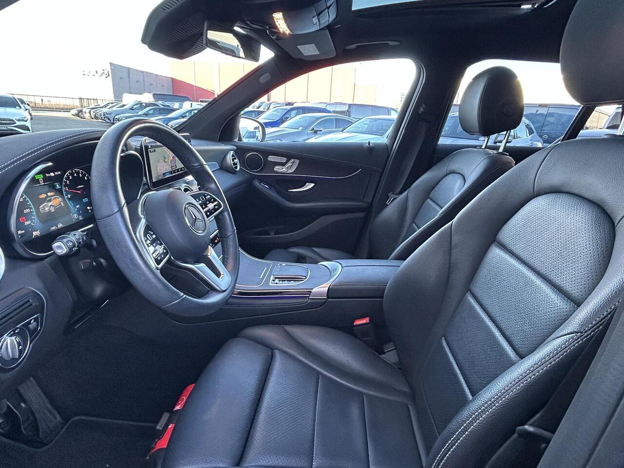 Mercedes-Benz GLC-KLASSE 300e 4MATIC Airmatic | Panoramadak | Trekhaak