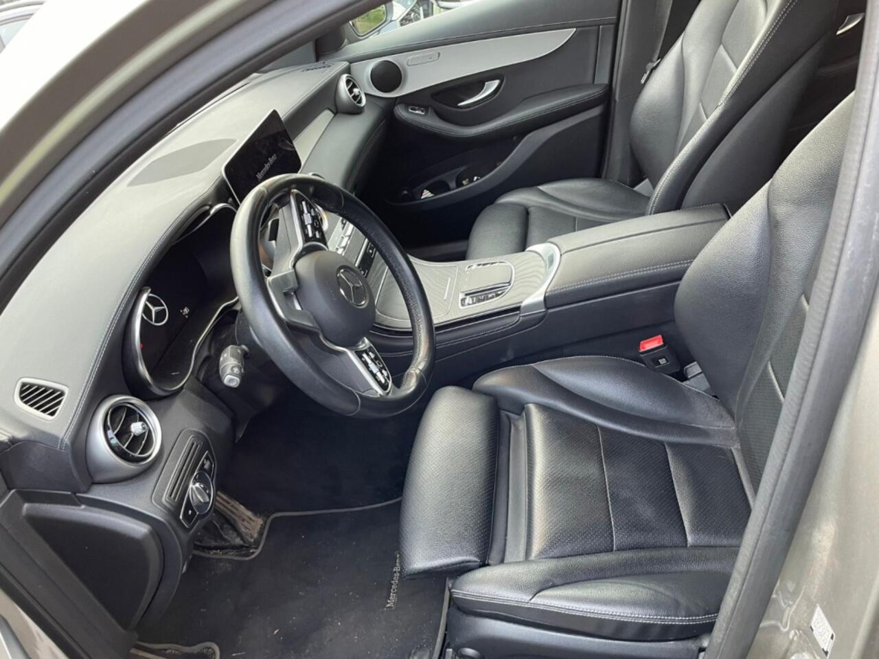 Mercedes-Benz GLC-KLASSE Coupé 200 Bus. Solution