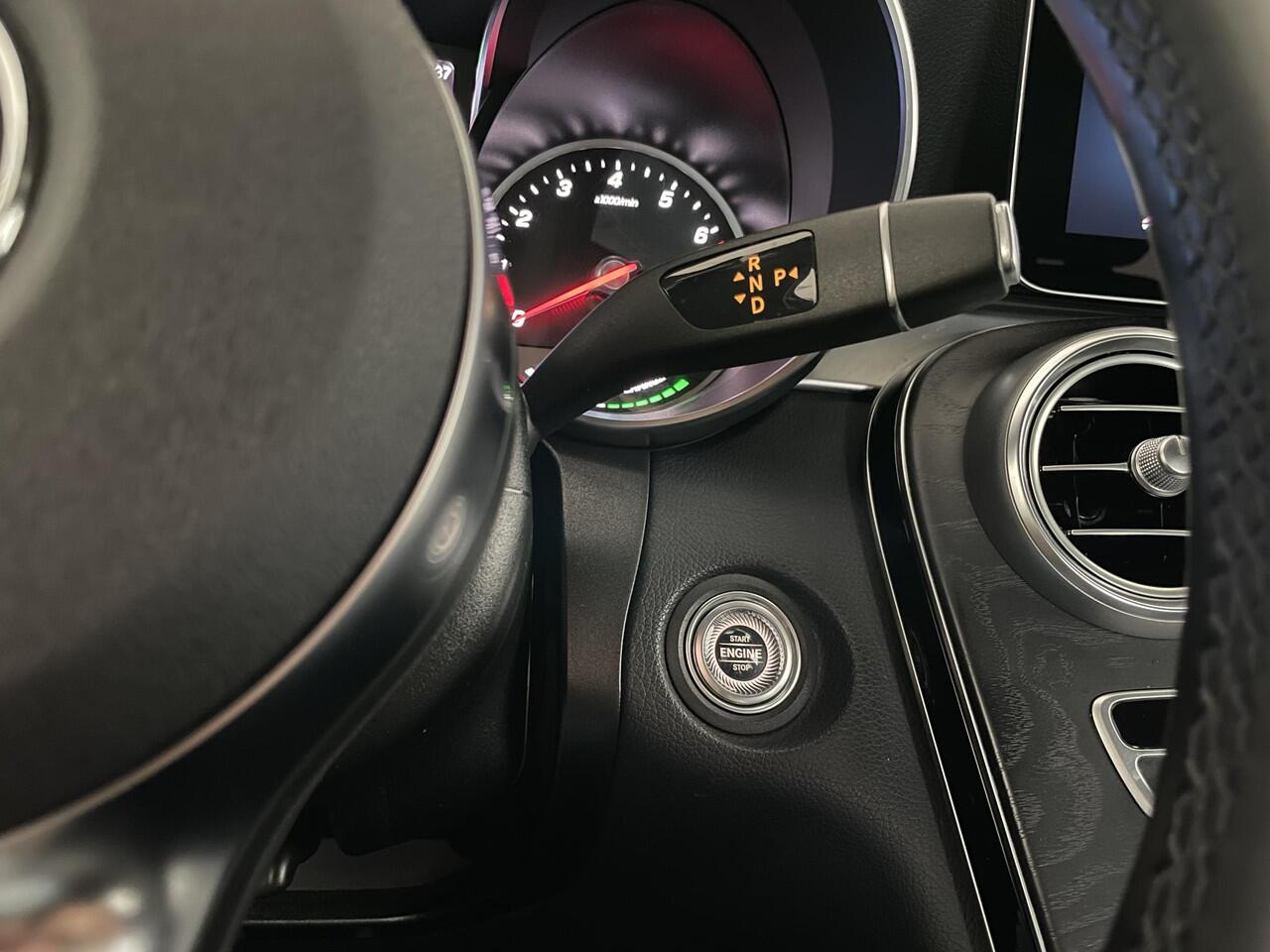 Mercedes-Benz GLC-KLASSE 300e 4MATIC AMG Line |Distronic|Trekhaak|360° camera