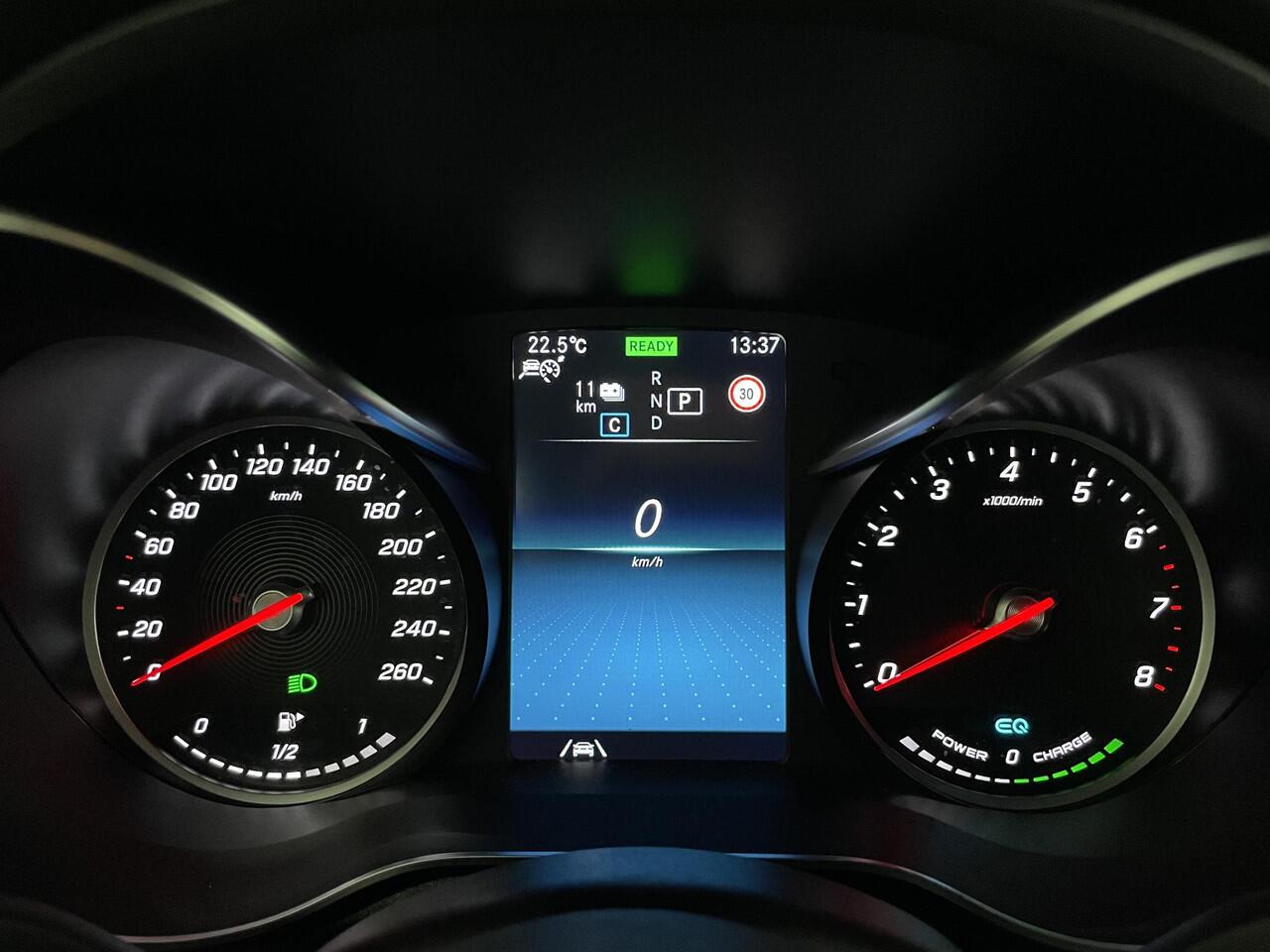 Mercedes-Benz GLC-KLASSE 300e 4MATIC AMG Line |Distronic|Trekhaak|360° camera