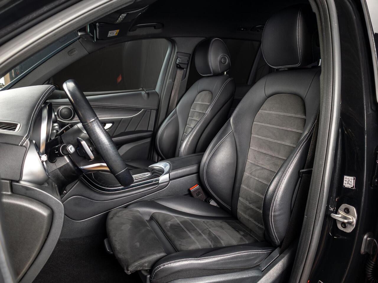 Mercedes-Benz GLC-KLASSE 300e 4MATIC Line AMG