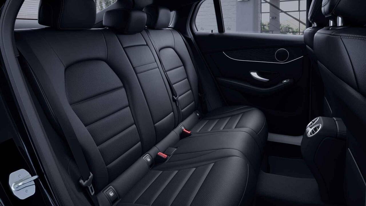 Mercedes-Benz GLC-KLASSE Coupé 300e 4MATIC Business Solution AMG | Schuif/kanteldak | Memory | Trekhaak | Widescreen | Getint glas | Stoelverwarming |