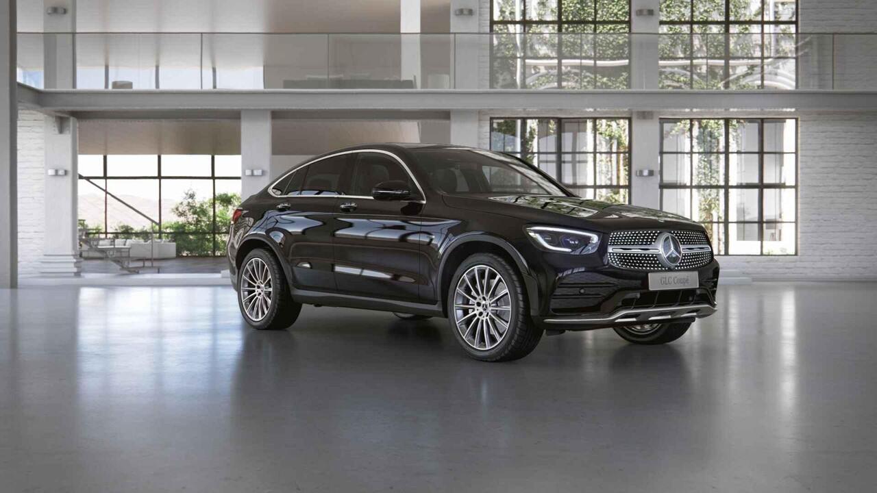 Mercedes-Benz GLC-KLASSE Coupé 300e 4MATIC Business Solution AMG | Schuif/kanteldak | Memory | Trekhaak | Widescreen | Getint glas | Stoelverwarming |