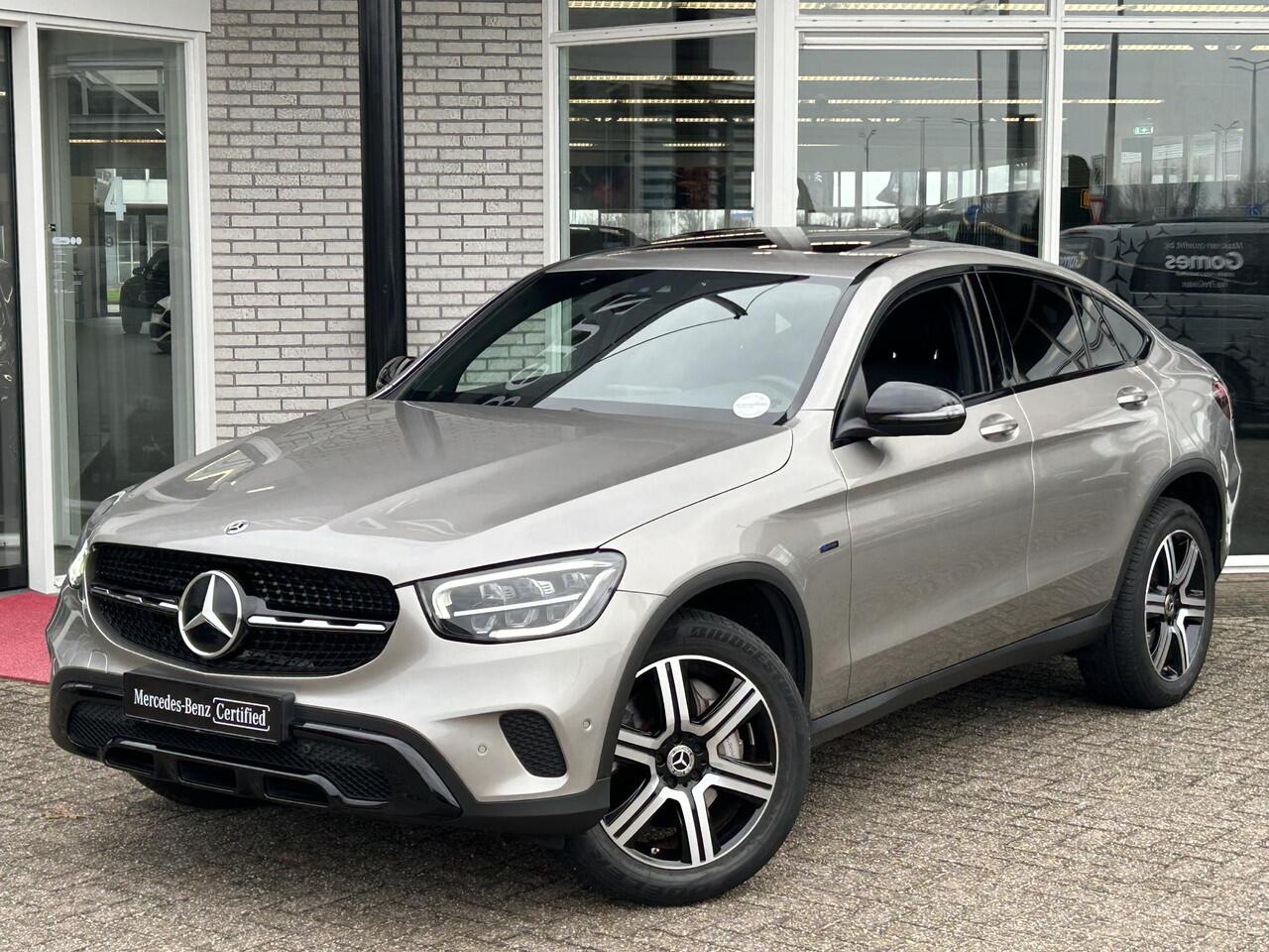 Mercedes-Benz GLC-KLASSE Coupé 300e 4MATIC Schuifdak | Trekhaak | Distronic+