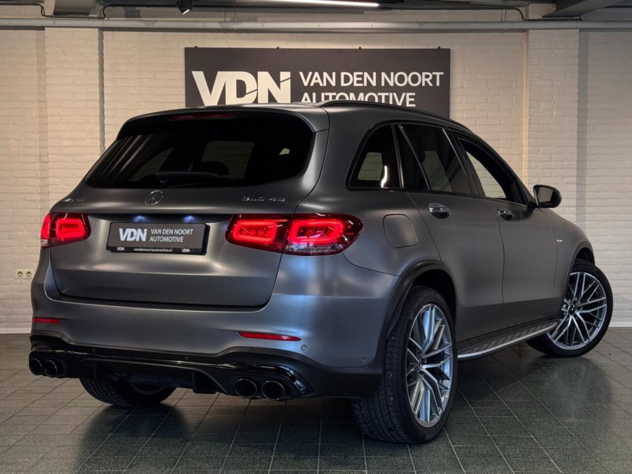 Mercedes-Benz GLC-KLASSE AMG 43 4MATIC Premium Luchtvering Perf Uitlaat Kuipstoel Pano 21''