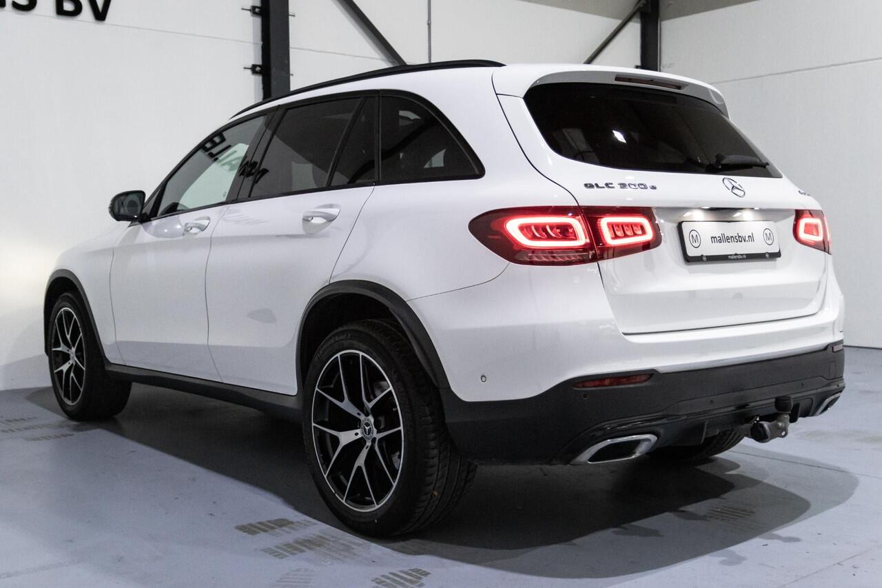 Mercedes-Benz GLC-KLASSE 300e 4MATIC AMG/PANO/TREKHAAK/360/NIGHT/DEALEROH/CARPLAY