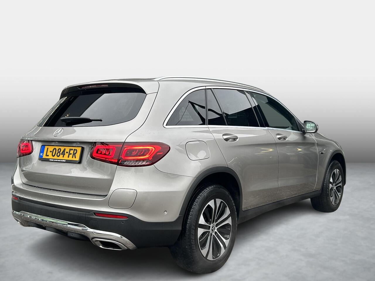 Mercedes-Benz GLC-KLASSE 300e 4MATIC Business Solution | Stoelverwarming | Cruise Control | Navigatie