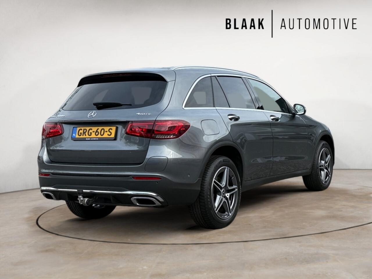 Mercedes-Benz GLC-KLASSE 300e 4M Business Solution AMG+ met batterij SOH certificaat!