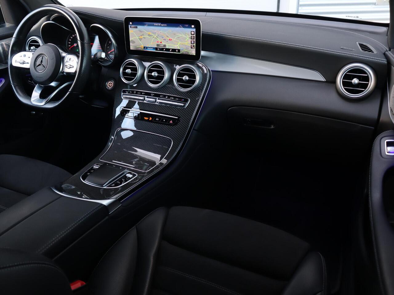 Mercedes-Benz GLC-KLASSE Coupé 300e 4MATIC AMG line | Schuifdak | LED Koplampen | Burmester | Camera | LED | Automaat