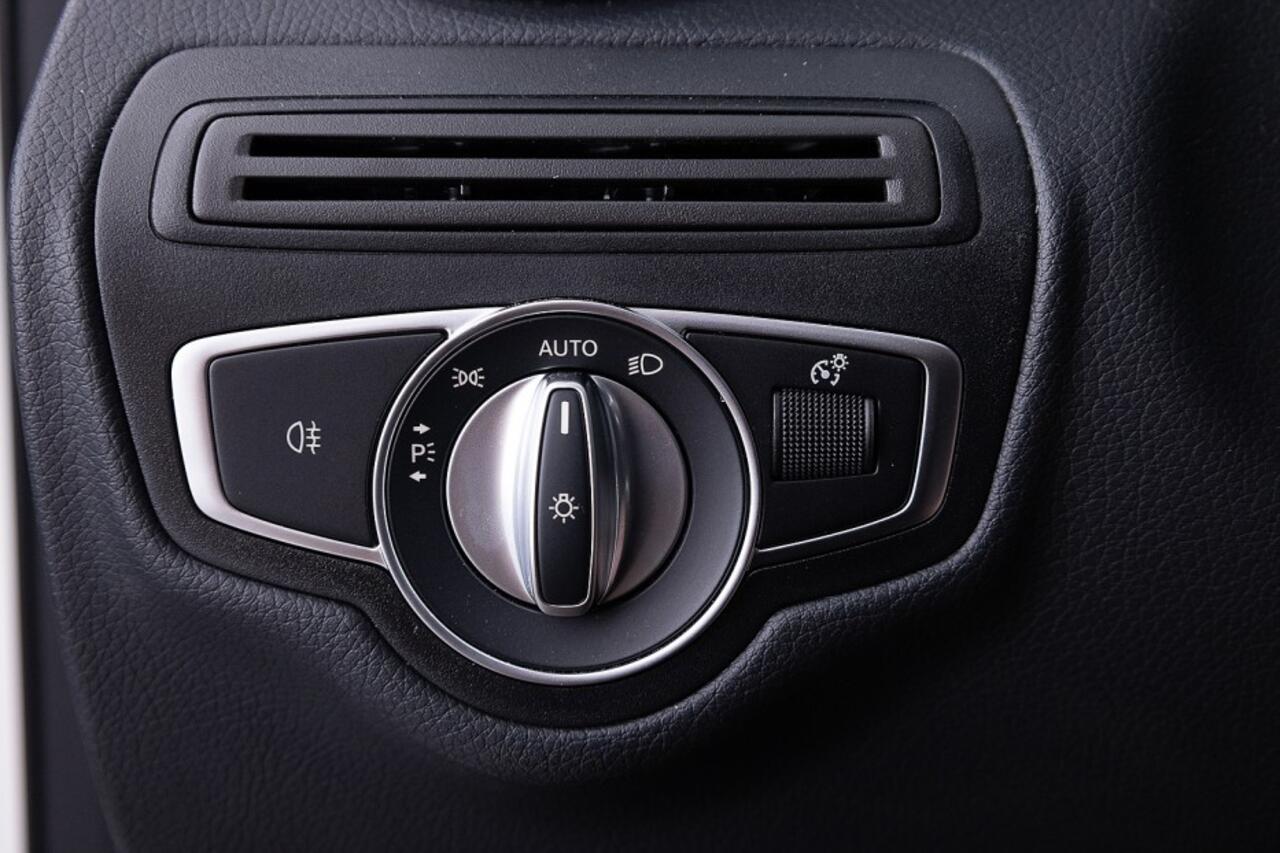 Mercedes-Benz GLC-KLASSE 300 de 4MATIC Premium Plus | PANORAMADAK | EL. STOELEN | Full LED | PHEV Plug-in Hybrid DIESEL