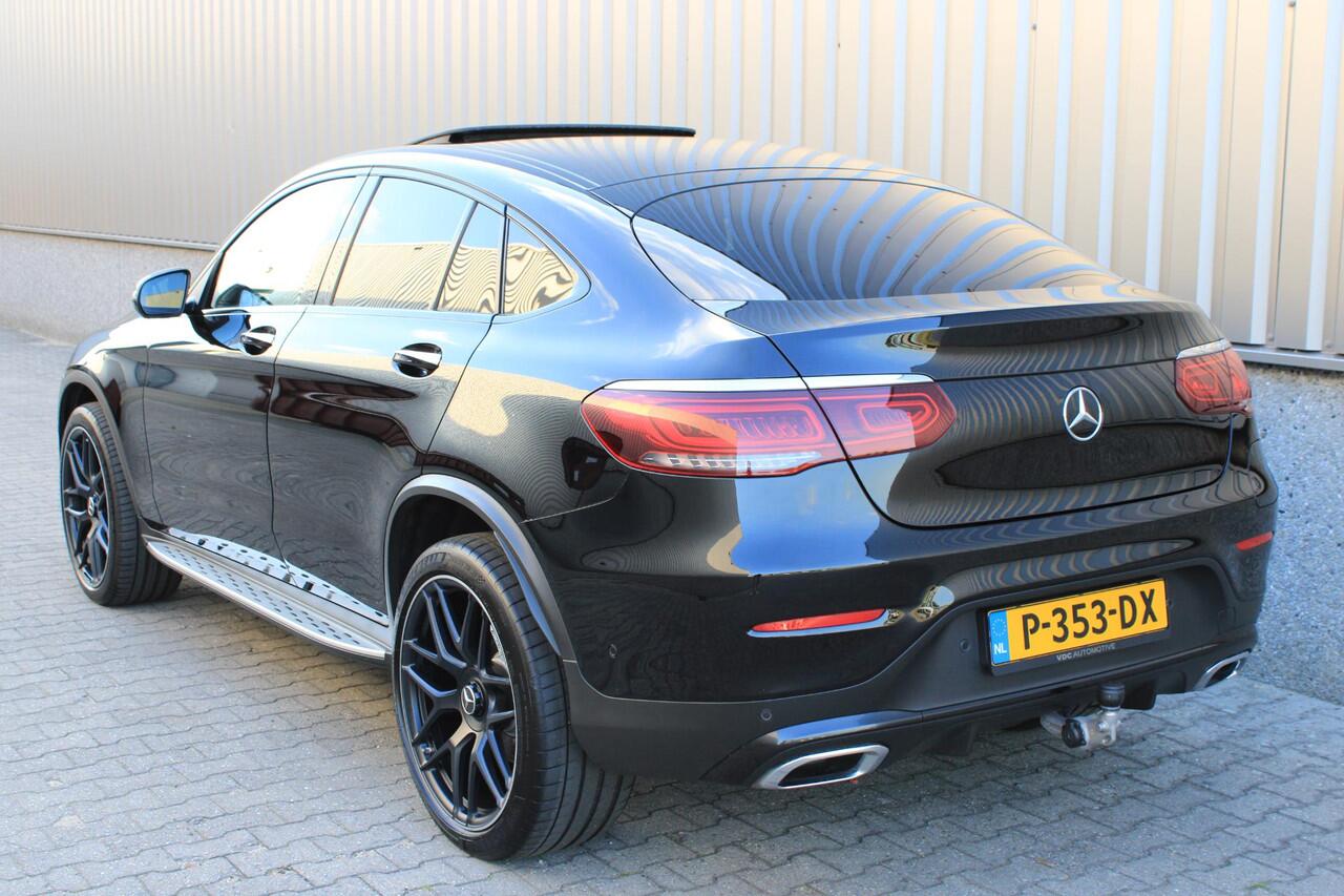 Mercedes-Benz GLC-KLASSE Coupé 300e 4M AMG Schuifdak | Trekhaak | Bruin Leder | 360 Camera | Night | 21" AMG Velgen | BTW