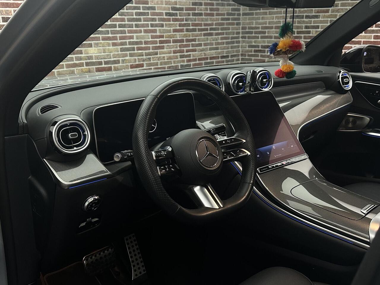 Mercedes-Benz GLC-KLASSE 400e 4MATIC AMG Line Burmeister Panorama Trekhaak Carbon Camera