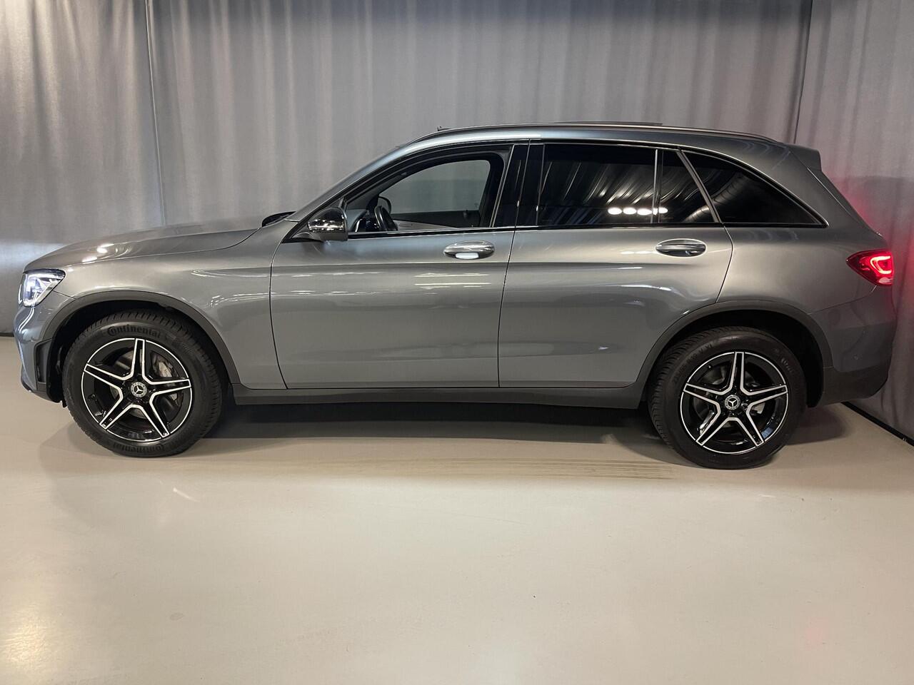 Mercedes-Benz GLC-KLASSE 300e 4MATIC Premium Plus AMG Line 19"/Panoramadak/Keyless/360 camera/Sfeerverlichting/Apple Carplay & Android Auto/Stoelverwarming/Elektrische klep