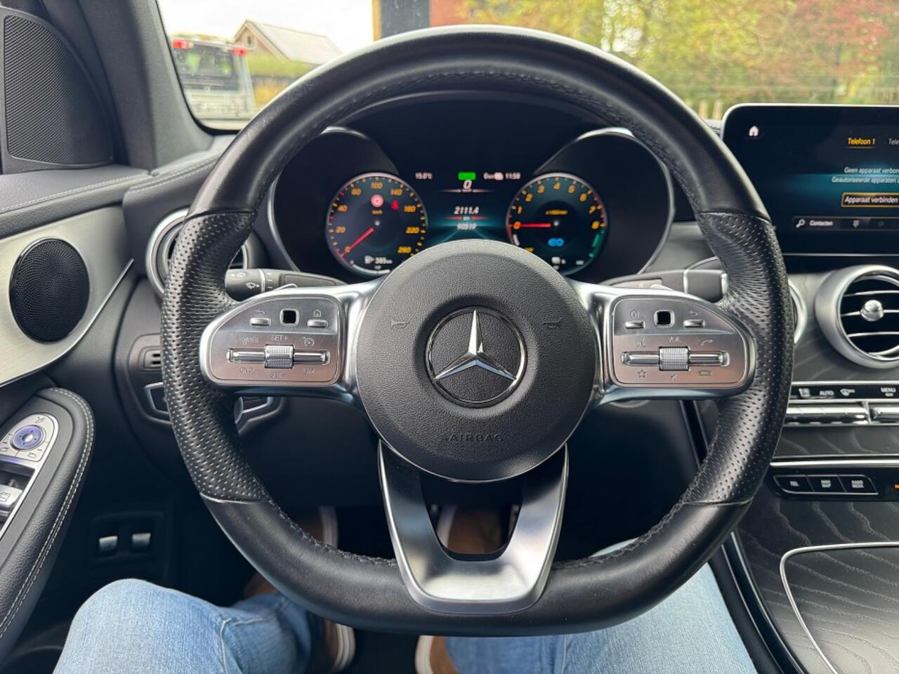 Mercedes-Benz GLC-KLASSE 300 e 4MATIC Business Sol AMG ecc,leer,schuifdak,led,lmv,navi