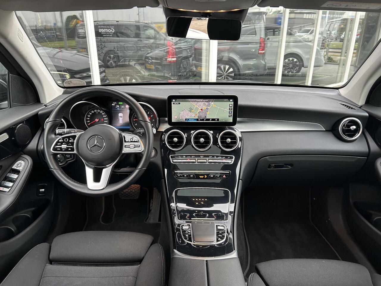 Mercedes-Benz GLC-KLASSE 300e 4MATIC | Stoelverwarming | Panoramadak | Cruise Control