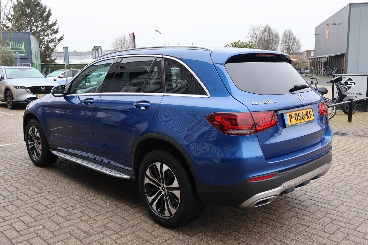 Mercedes-Benz GLC-KLASSE 300e 4MATIC Business Solution 1e Eigenaar | Dealer Onderh | BTW | NL-Auto | Pano | Stoelverwarming | Elek Stoelen+Klep | Camera | Navi | 2Kabels | Full Led | Keyless | PDC | DAB |