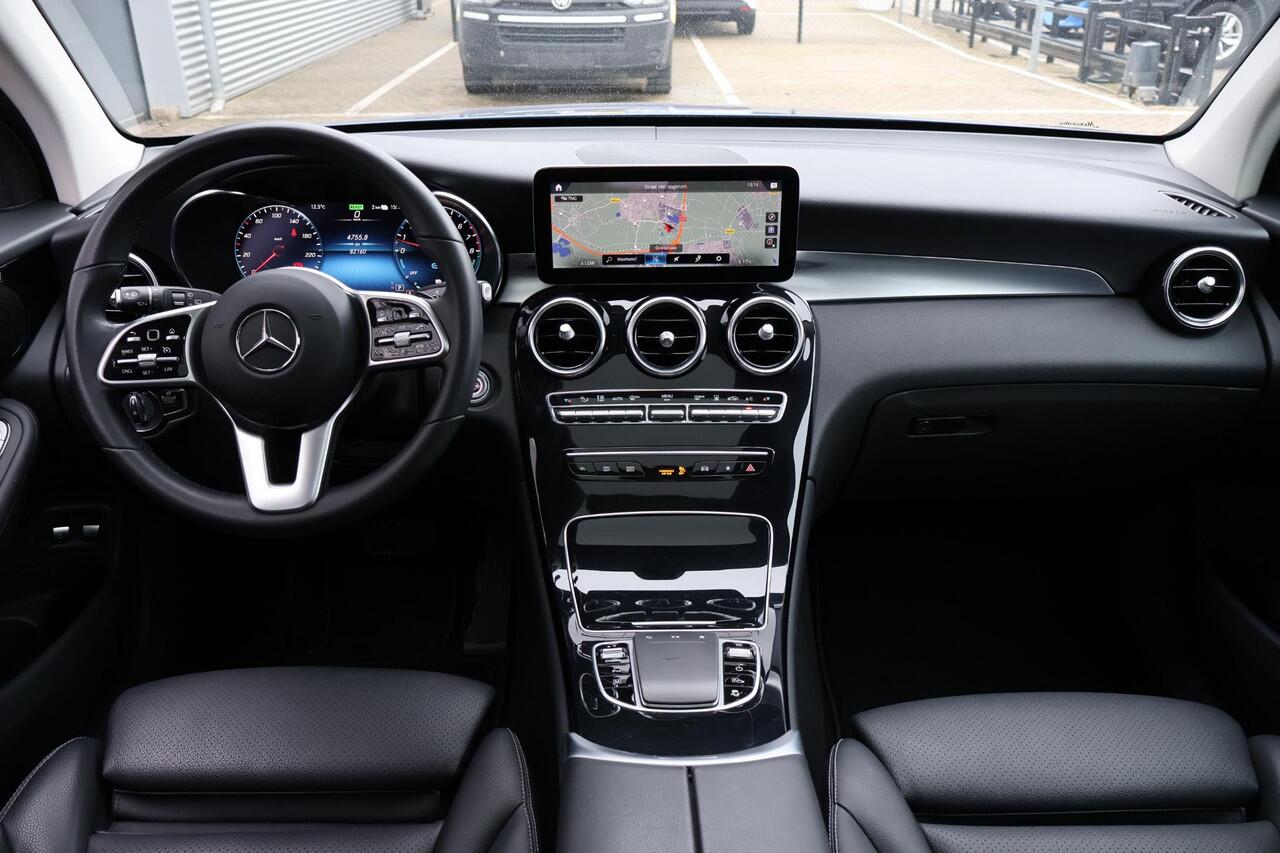 Mercedes-Benz GLC-KLASSE 300e 4MATIC Business Solution 1e Eigenaar | Dealer Onderh | BTW | NL-Auto | Pano | Stoelverwarming | Elek Stoelen+Klep | Camera | Navi | 2Kabels | Full Led | Keyless | PDC | DAB |