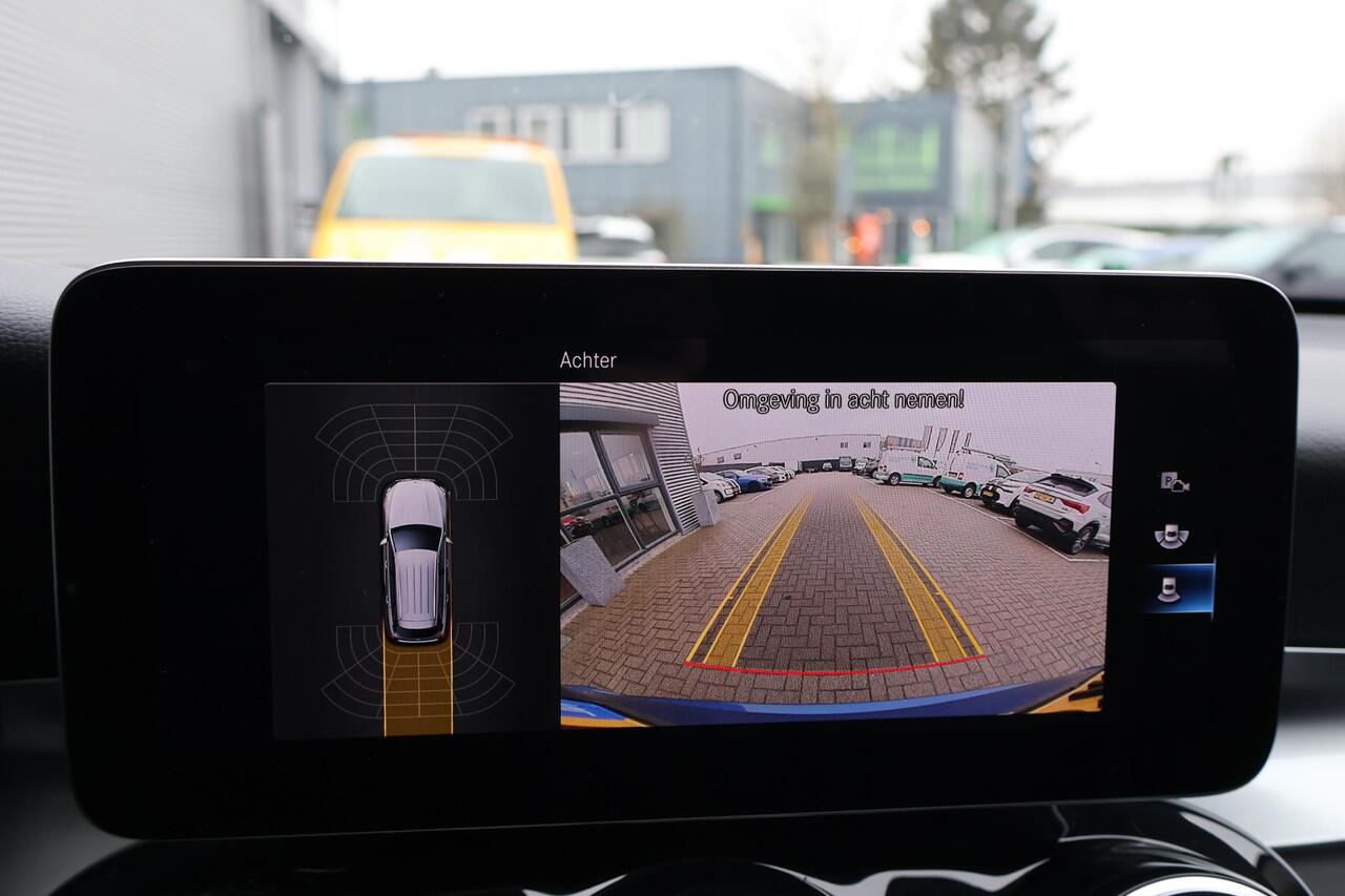 Mercedes-Benz GLC-KLASSE 300e 4MATIC Business Solution 1e Eigenaar | Dealer Onderh | BTW | NL-Auto | Pano | Stoelverwarming | Elek Stoelen+Klep | Camera | Navi | 2Kabels | Full Led | Keyless | PDC | DAB |