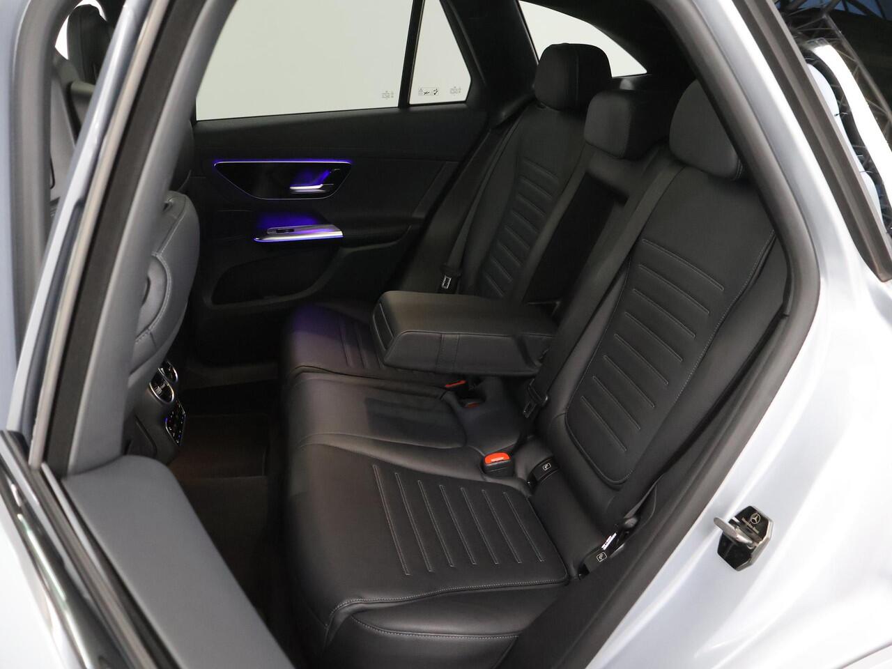 Mercedes-Benz GLC-KLASSE 300e 4MATIC AMG Night | Lederen bekleding | Panoramadak | Headup | Memory | Digital Light | 360 graden camera |