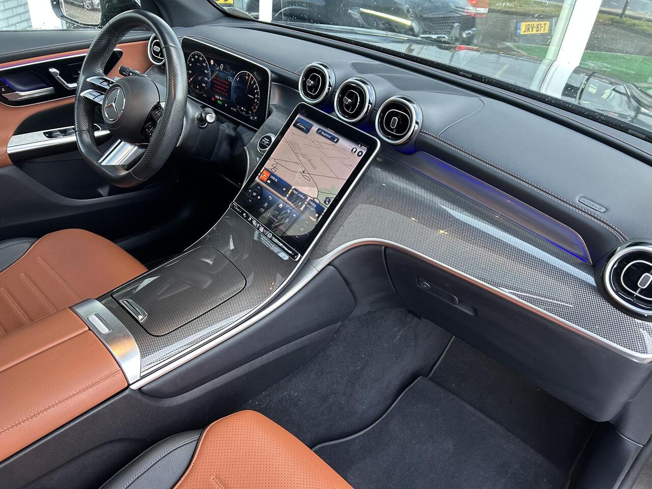 Mercedes-Benz GLC-KLASSE 300e 4MATIC AMG Line Panoramadak| Trekhaak | Panoramadak | Carplay| Night pakket| Memory seats