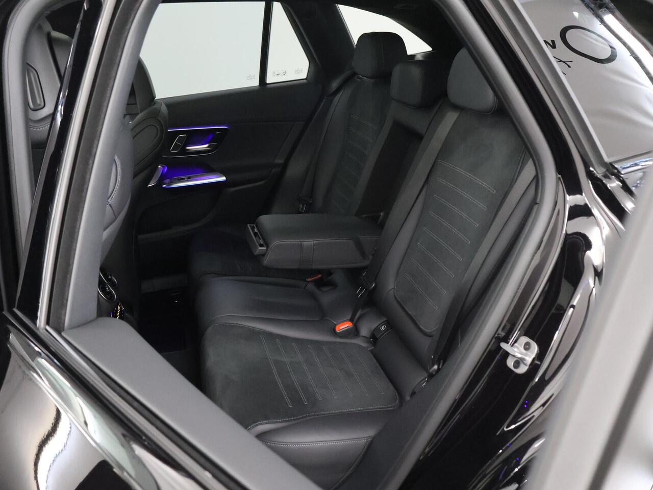 Mercedes-Benz GLC-KLASSE 300e 4MATIC AMG Line | Premium plus | Trekhaak | 20 inch | Alarm | Night pakket | Distronic | Winter pakket |