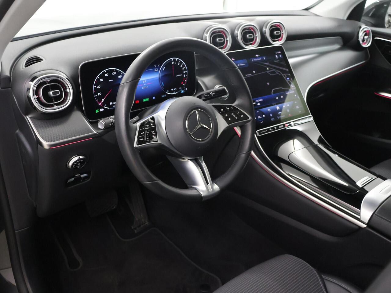 Mercedes-Benz GLC-KLASSE 300e 4MATIC Luxury Line | Panoramadak | Memory | Winter pakket |