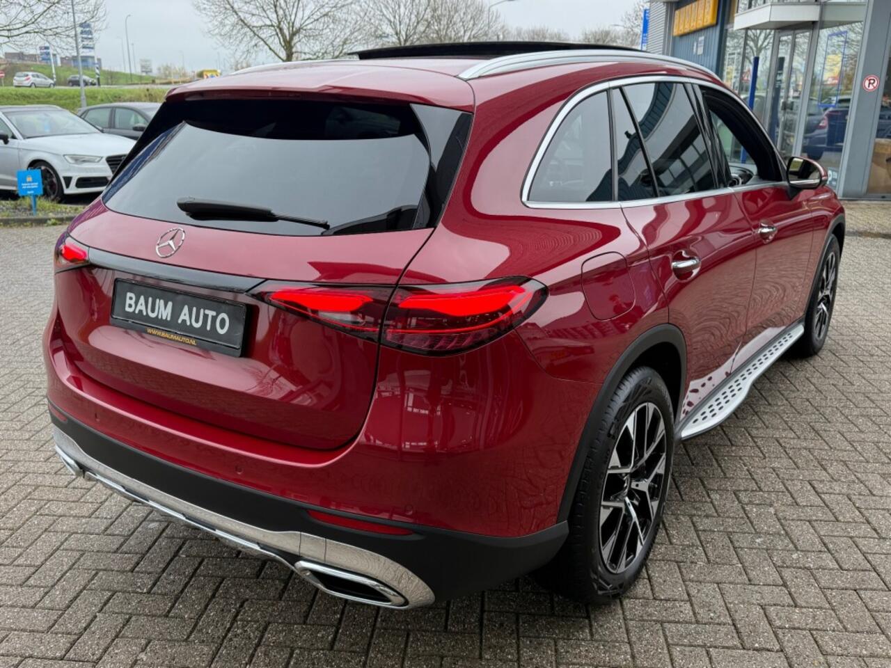 Mercedes-Benz GLC-KLASSE 300DE 4MATIC AMG LINE PANORAMA LEER NAVI PDC360GR.