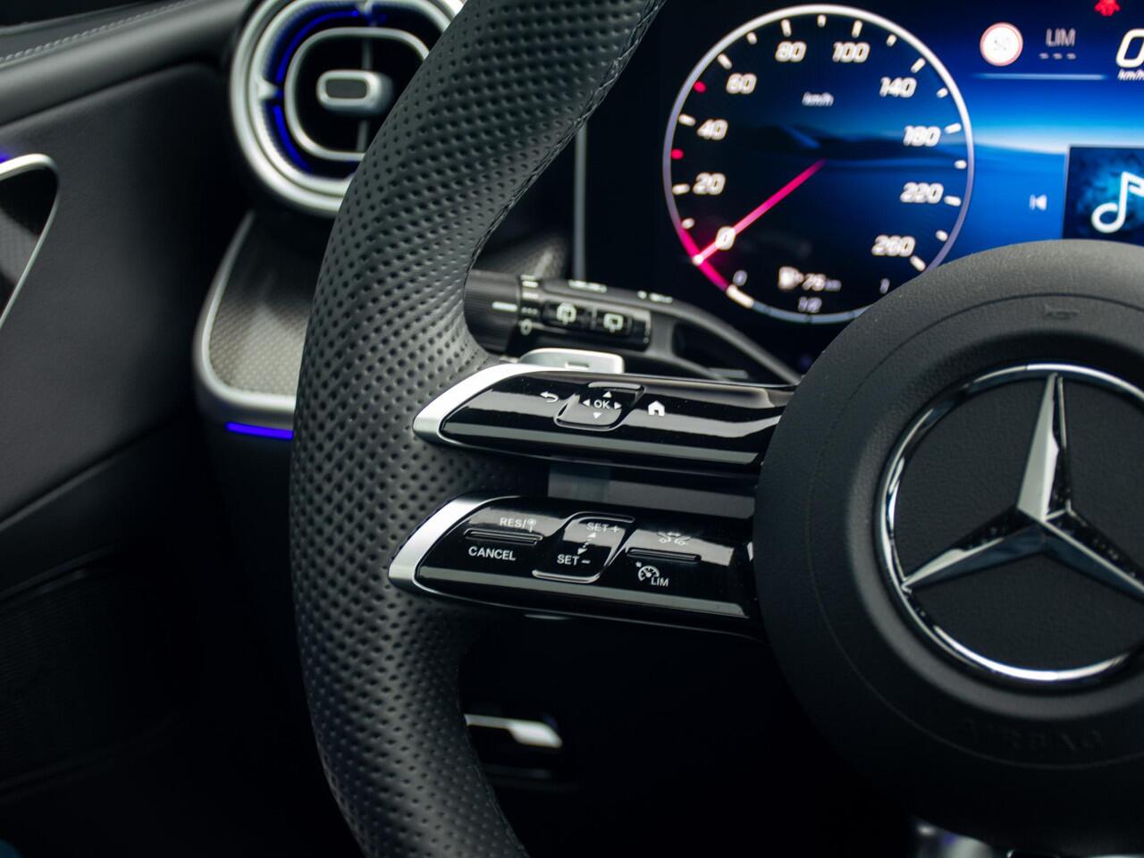 Mercedes-Benz GLC-KLASSE 200 4MATIC AMG Line | NW PRIJS ¤90.138 | Mild Hybrid(Geen stekker) | Park assist | Leder | Schuif-/kantel Panorama | 360 Camera | 20" Velgen |