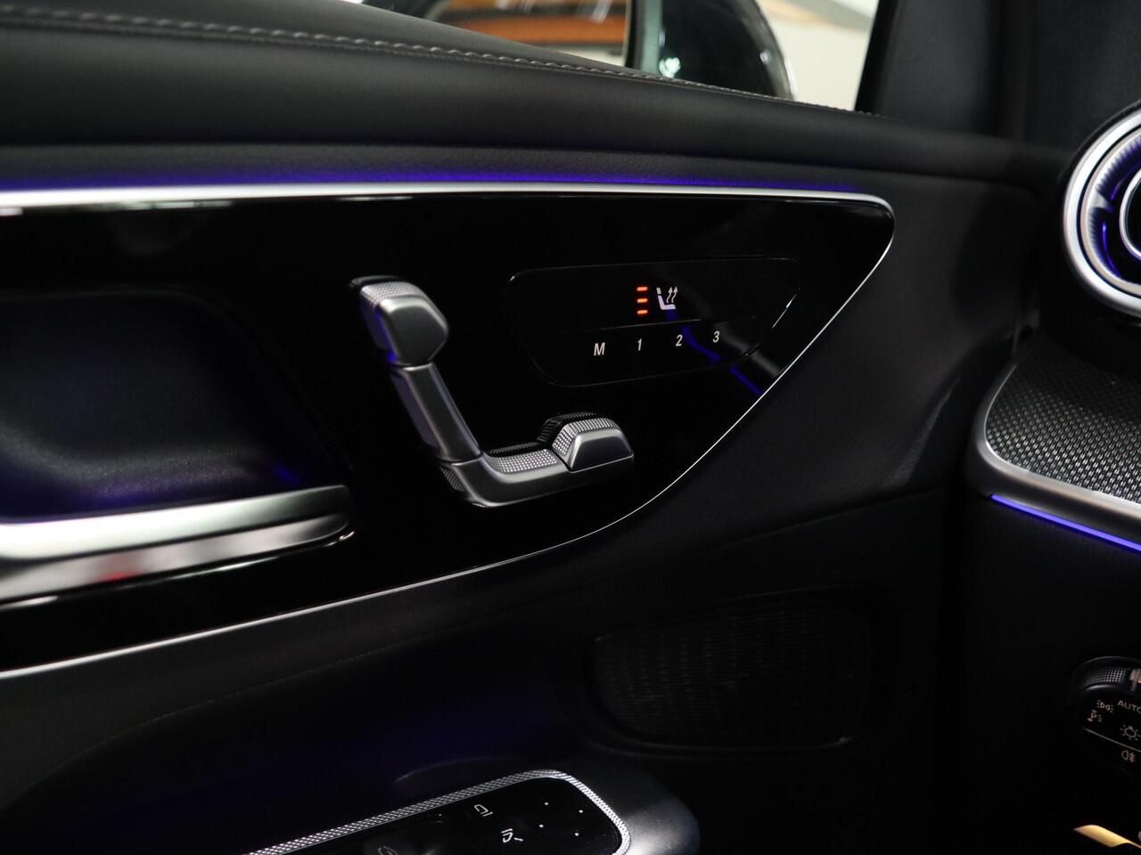 Mercedes-Benz GLC-KLASSE 400e 4MATIC Sport Edition | Panoramaschuifdak | Premium Pakket | Trekhaak | Matrix Led