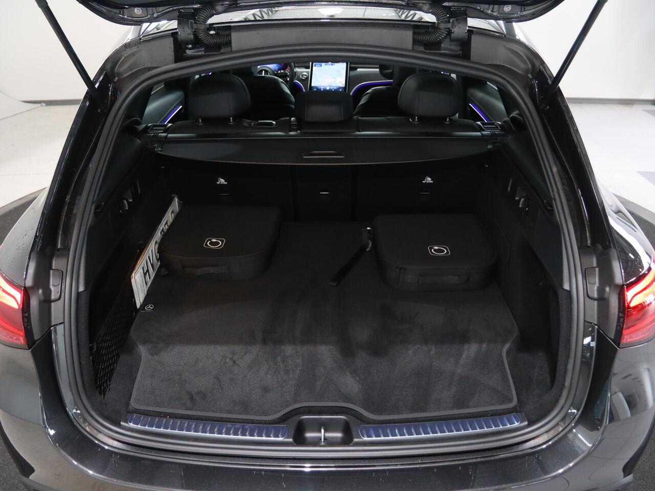 Mercedes-Benz GLC-KLASSE 400e 4MATIC Sport Edition | Panoramaschuifdak | Night | Premium pakket | Trekhaak | Matrix Led