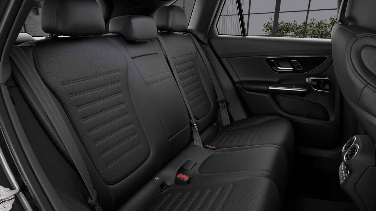 Mercedes-Benz GLC-KLASSE 300e 4MATIC Sport Edition | Panoramaschuifdak | Premium Plus | Night | Rijassistentiepakket Plus | Trekhaak