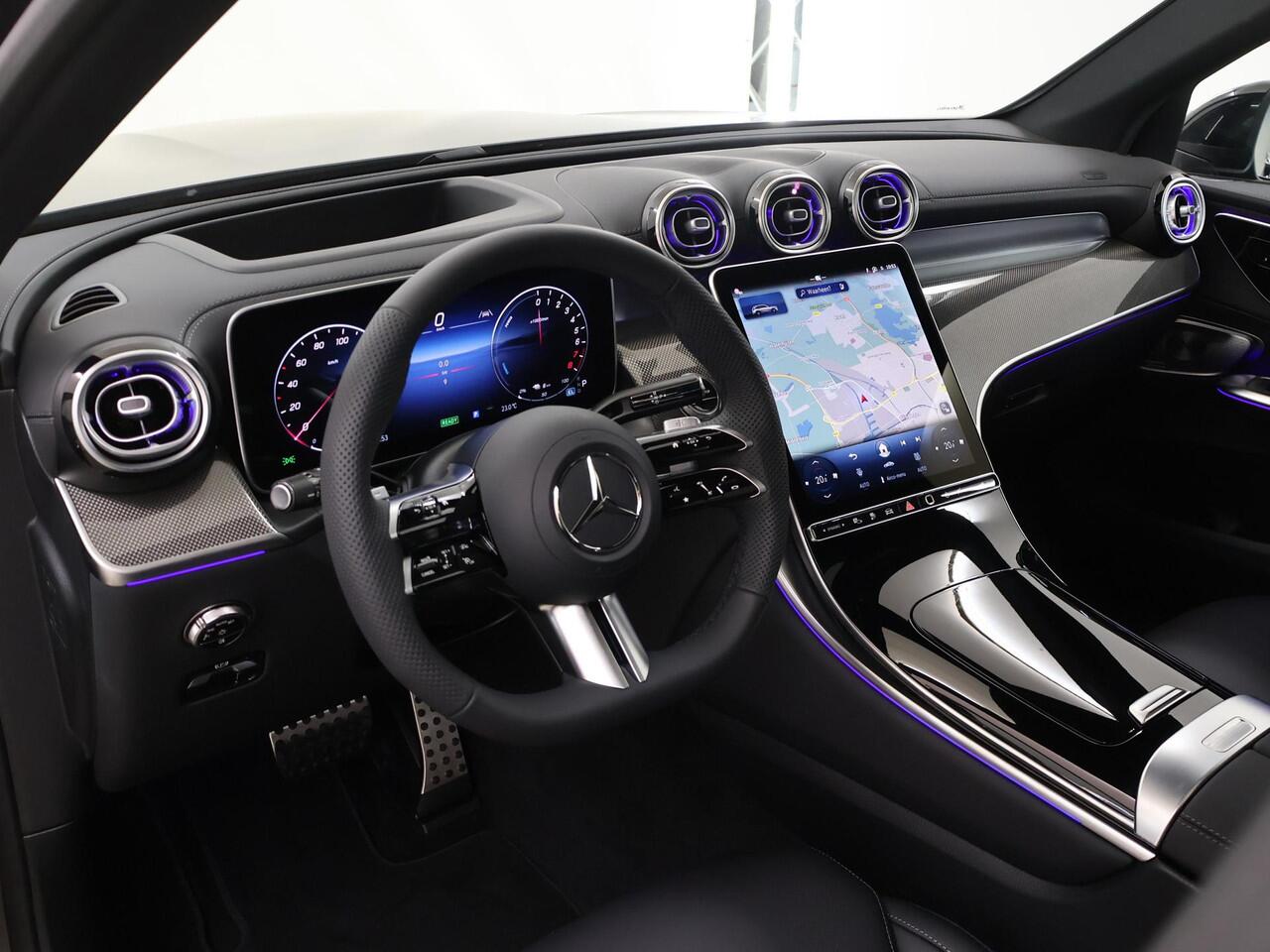 Mercedes-Benz GLC-KLASSE 400e 4MATIC Sport Edition | Panoramaschuifdak | Premium Plus | Night | Magno kleur Mat | Trekhaak |