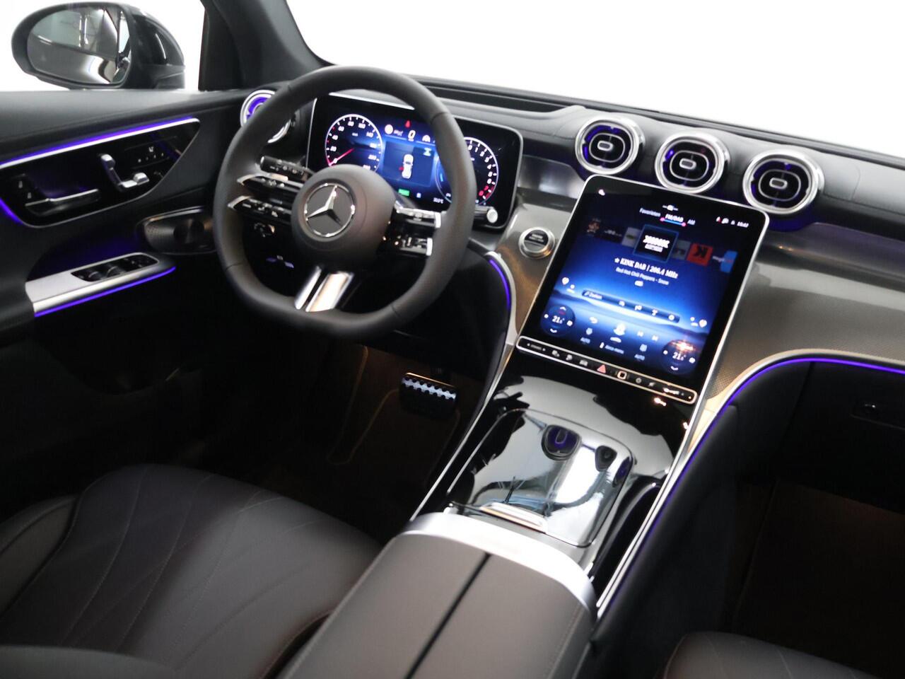 Mercedes-Benz GLC-KLASSE 400e 4MATIC Sport Edition | Panoramaschuifdak | AIRMATIC | Premium Plus | Techniekpakket | Rijassistentiepakket Plus | Trekhaak