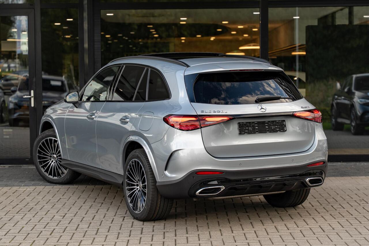Mercedes-Benz GLC-KLASSE 300e 4MATIC Sport Edition | Panoramaschuifdak | Premium pakket | Nightpakket | 360° camera | Dodehoekassistent | DIGITAL LIGHT |