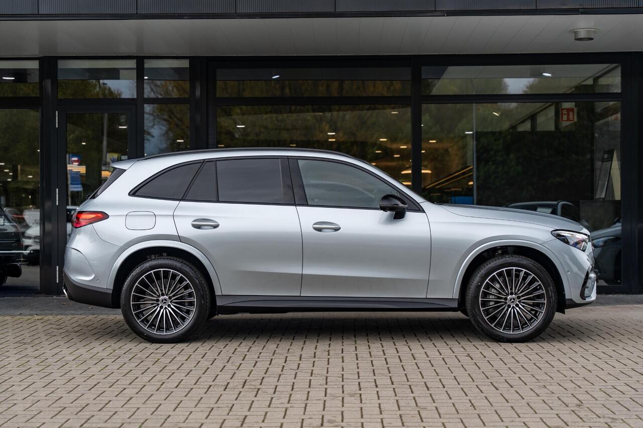 Mercedes-Benz GLC-KLASSE 300e 4MATIC Sport Edition | Panoramaschuifdak | Premium pakket | Nightpakket | 360° camera | Dodehoekassistent | DIGITAL LIGHT | Trekhaak |