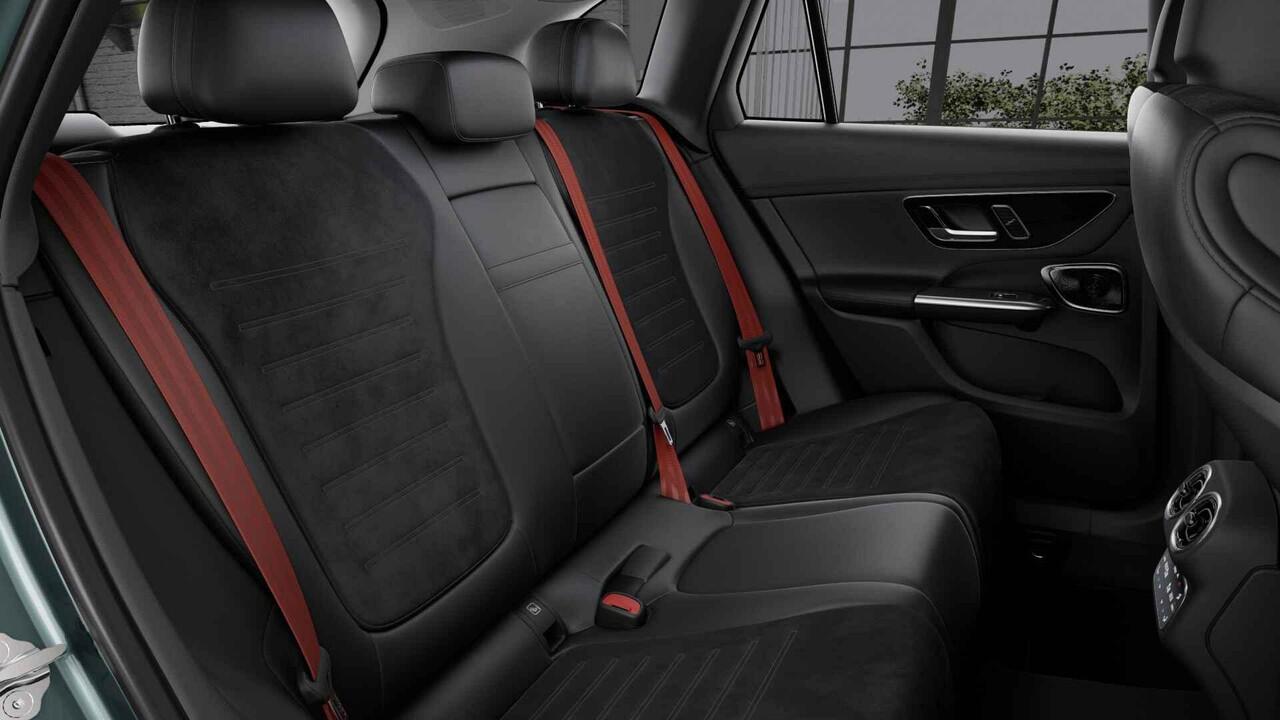 Mercedes-Benz GLC-KLASSE 300e 4MATIC AMG Line | Premium | 360 camera | Trekhaak | Panoramadak | Night pakket | Rij assistentiepakket | Burmester |