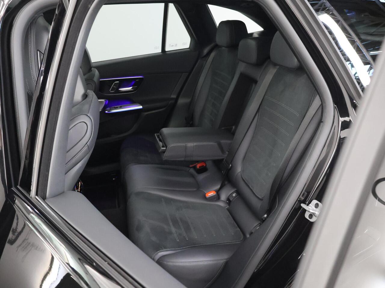 Mercedes-Benz GLC-KLASSE 300e 4MATIC AMG Line | Premium plus | Panoramadak | Trekhaak | Night pakket |