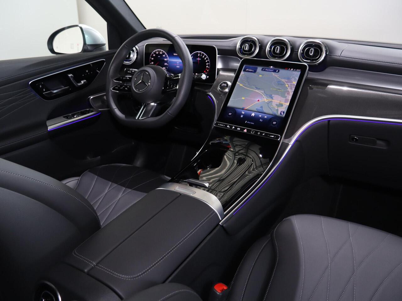 Mercedes-Benz GLC-KLASSE 400e 4MATIC Sport Edition | Panoramaschuifdak | Premium Plus | Winter pakket | Rijassistentiepakket Plus | Trekhaak |