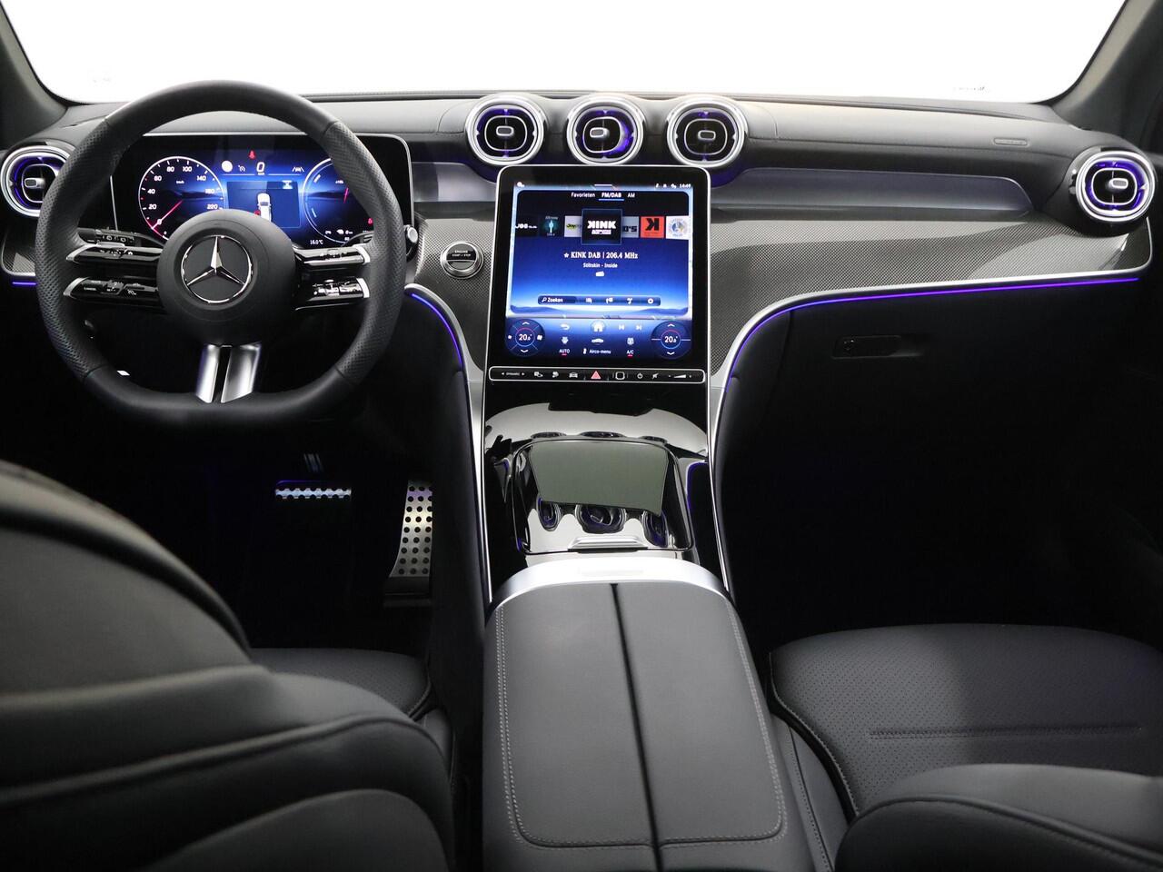 Mercedes-Benz GLC-KLASSE 300e 4MATIC Sport Edition | AMG line | Night | Panoramadak | Sfeerverlichting | Digital light | 360 camera | Stoelverwarming |